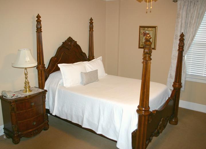 The Woodford Inn Versailles Eksteriør billede